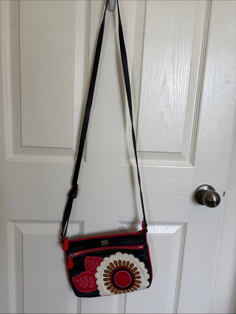 Brighton Black Leather Crossbody Bag with Pink & White Floral Applique - Picture 3 of 6